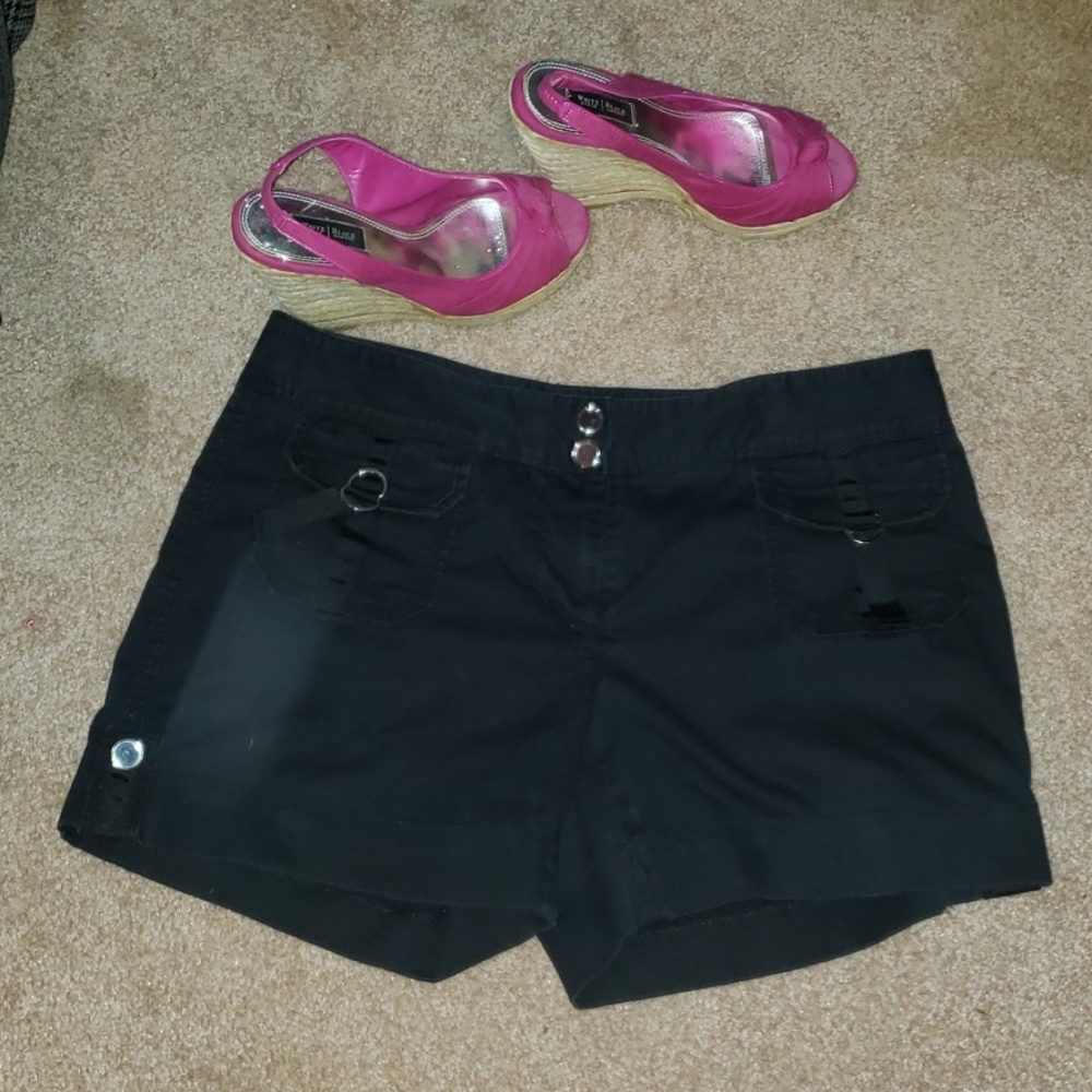 White House/Black Market shorts